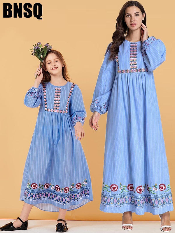 Muslim Girls Abaya Embroidery Maxi Dress Hijab Children's Wear Family Matching Outfits Kimono Long Robes Eid Ramadan Islamic