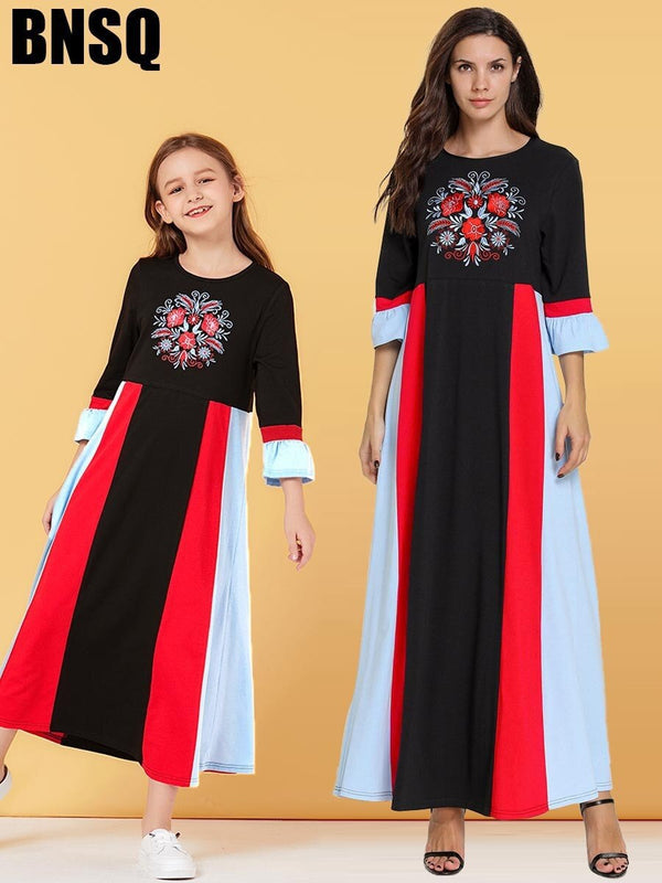 Muslim Embroidery Maxi Dress Girls Abaya Hijab Children's Wear Family Matching Outfits Kimono Long Robes Eid Ramadan Islamic